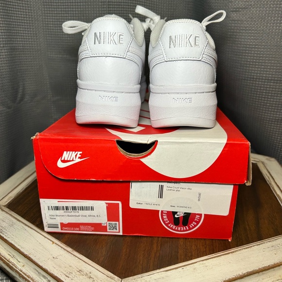 Nike Women's Court Vision Alta 8.5 New - Picture 3 of 7
